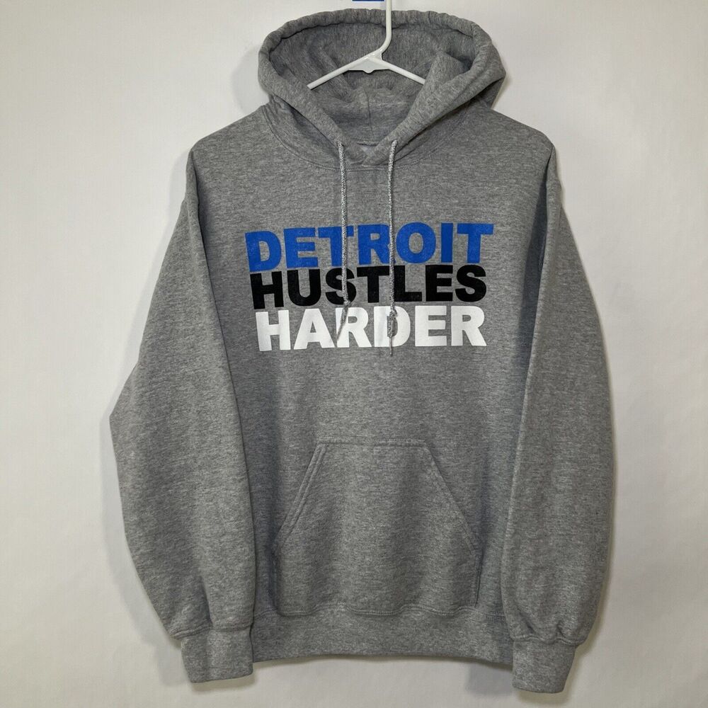 Detroit Hustles Harder Hoodie Sweatshirt Mens Size Small Gray Fleece Lined EUC